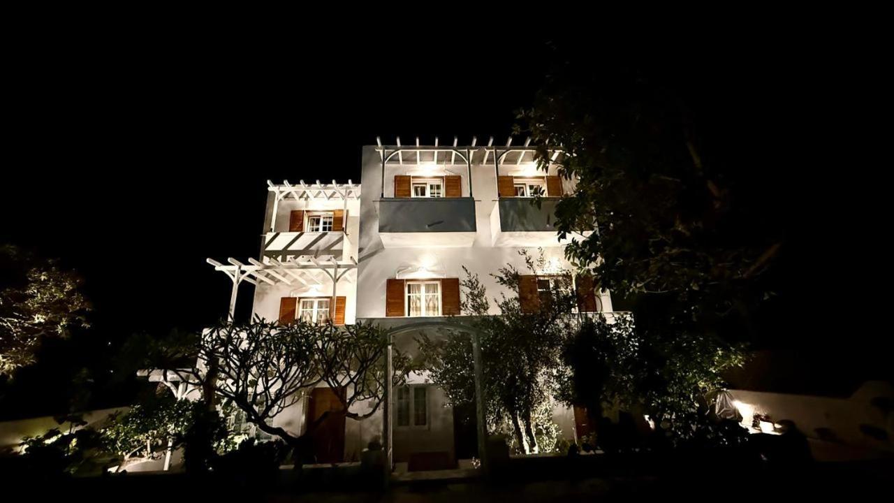 Deluxe Studios & Suites Ageri-Milos Adamantas (Milos) Exterior foto